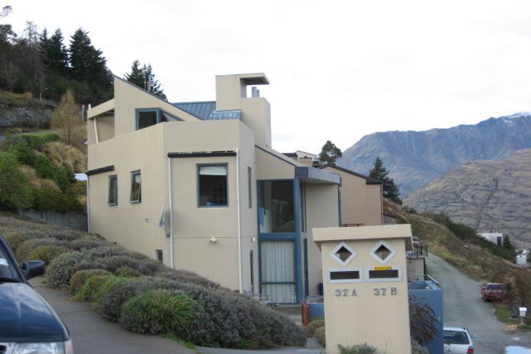 Photo of property in 37a Wakatipu Heights, Queenstown, 9300