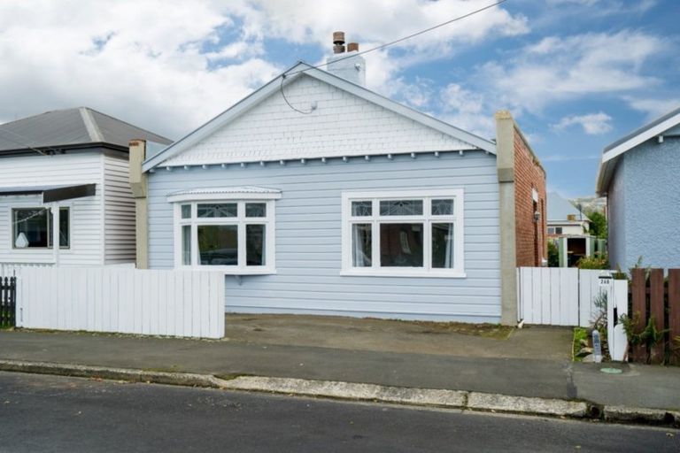 Photo of property in 268 Oxford Street, South Dunedin, Dunedin, 9012