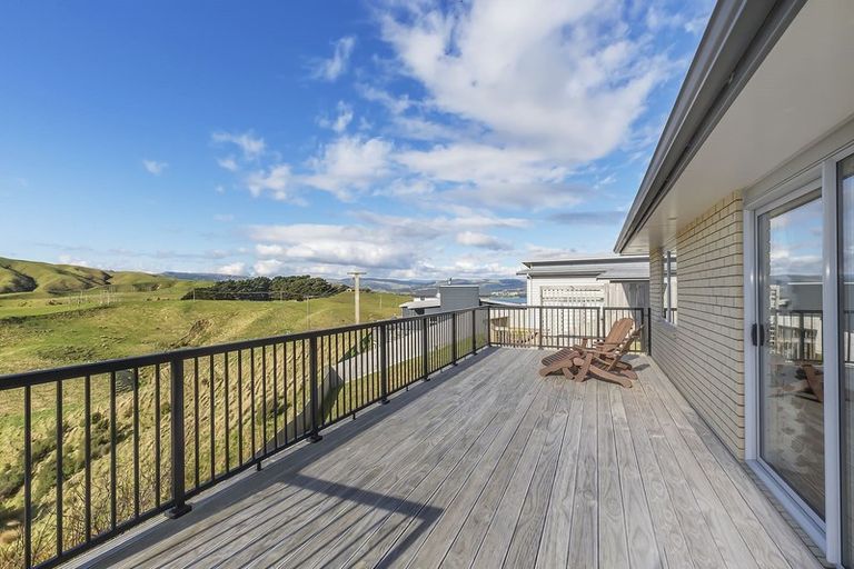 Photo of property in 54 Mo Street, Camborne, Porirua, 5026