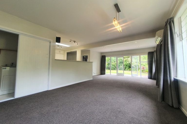 Photo of property in 54 Woodside Road, Massey, Auckland, 0614