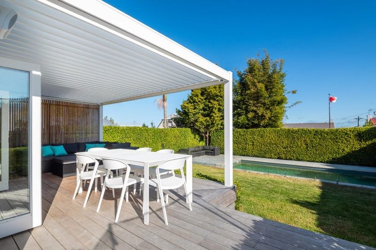 Photo of property in 9 Coronation Street, Belmont, Auckland, 0622