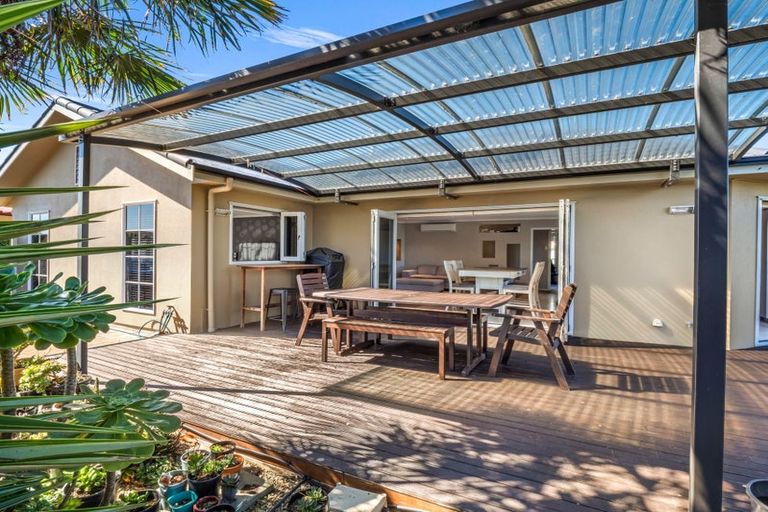 Photo of property in 3 Bouvardia Avenue, Milson, Palmerston North, 4414