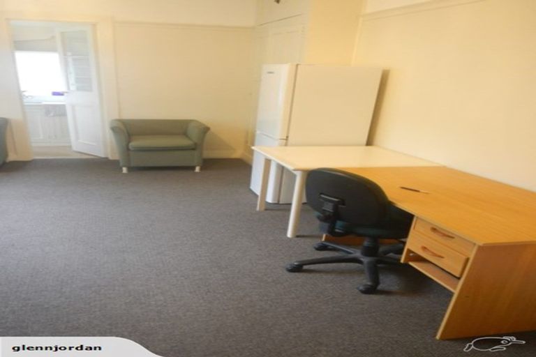 Photo of property in 6 Kirkwood Avenue, Upper Riccarton, Christchurch, 8041