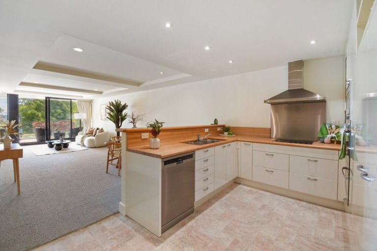 Photo of property in 1152 Whakaue Street, Rotorua, 3010