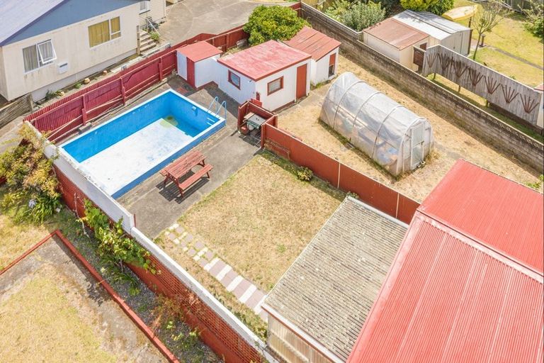 Photo of property in 28 Konini Street, Tawhero, Whanganui, 4501
