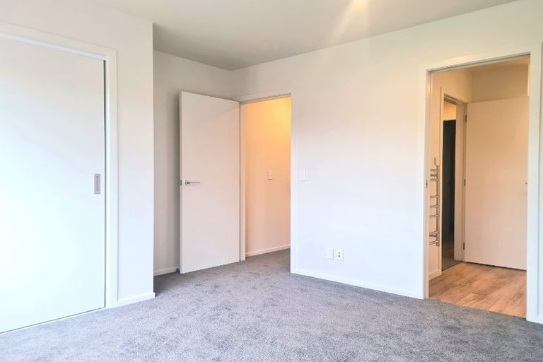 Photo of property in 2/37 Sladden Street, Naenae, Lower Hutt, 5011