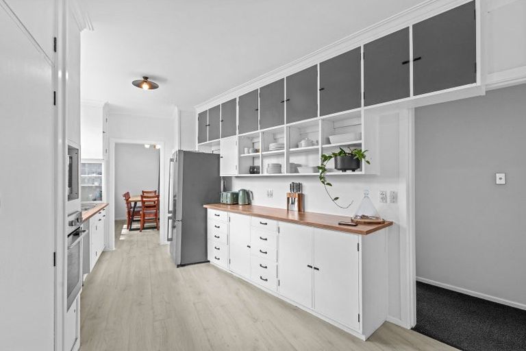 Photo of property in 587 Queen Street East, Levin, 5510