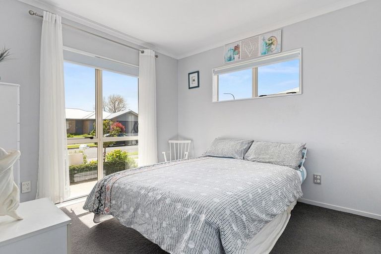 Photo of property in 5 Shrule Place, Huntington, Hamilton, 3210