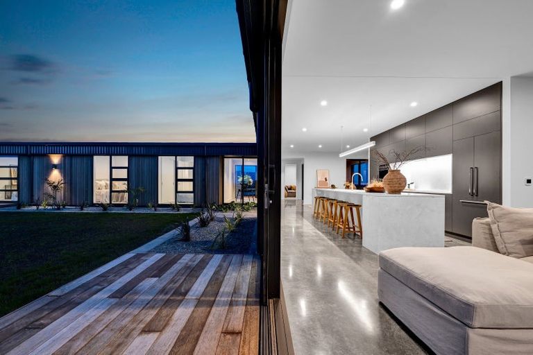 Photo of property in 29 Washer Road, Omata, New Plymouth, 4374