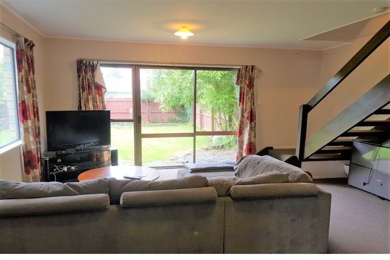 Photo of property in 1/2 Ararino Street, Trentham, Upper Hutt, 5018