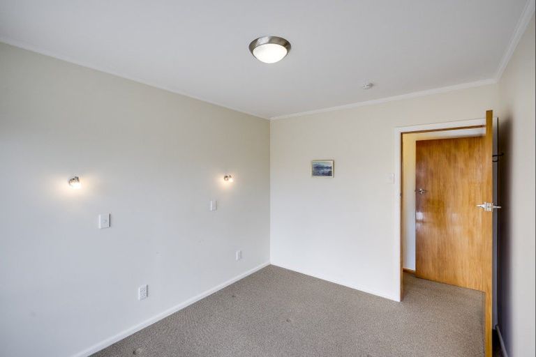 Photo of property in 18 The Esplanade, Westshore, Napier, 4110
