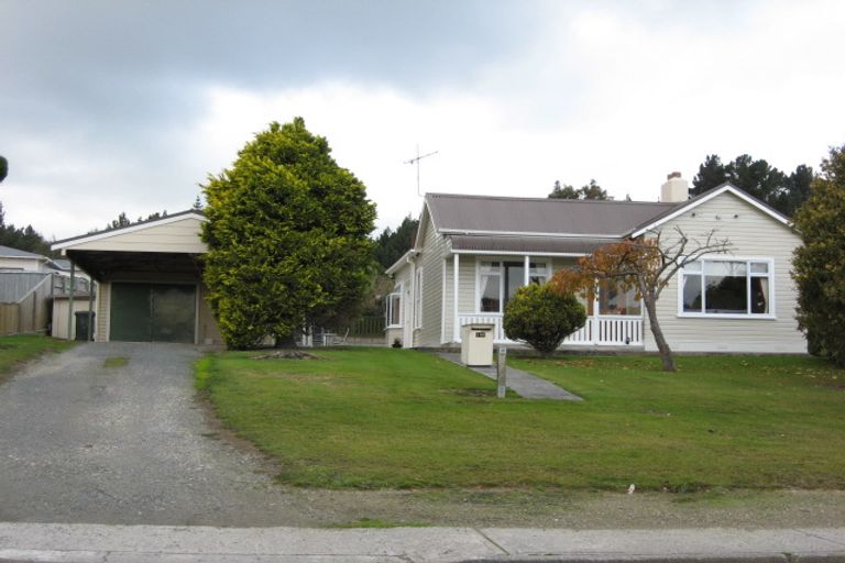 Photo of property in 120 Salcombe Street, Kaitangata, 9210