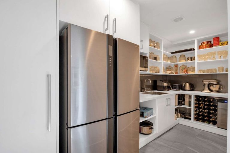 Photo of property in 28 Te Haunui Lane, Pegasus, 7612