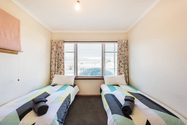 Photo of property in 33 Roker Street, Somerfield, Christchurch, 8024