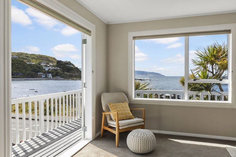 Photo of property in 118 Owhiro Bay Parade, Owhiro Bay, Wellington, 6023