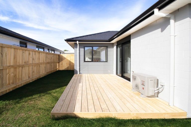 Photo of property in 2/47 Chedworth Avenue, Chedworth, Hamilton, 3210