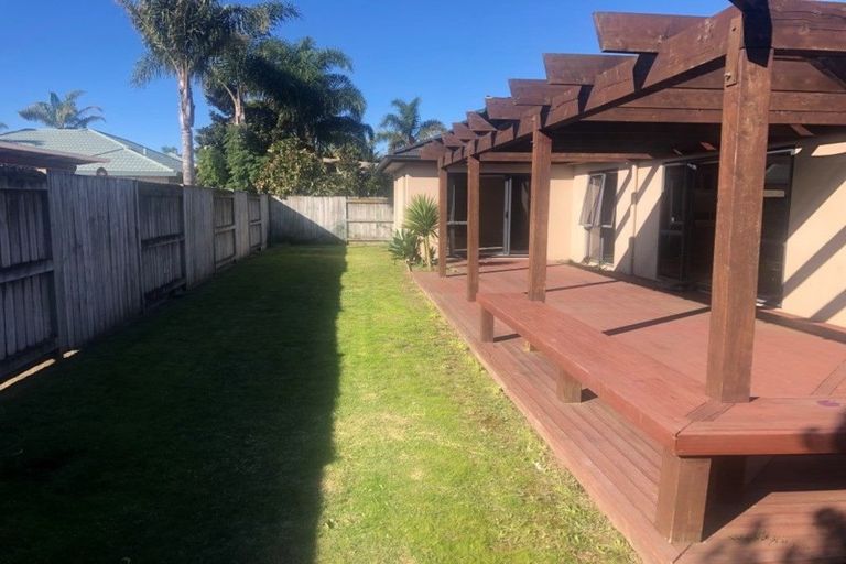 Photo of property in 49 Keepa Close, Papamoa Beach, Papamoa, 3118