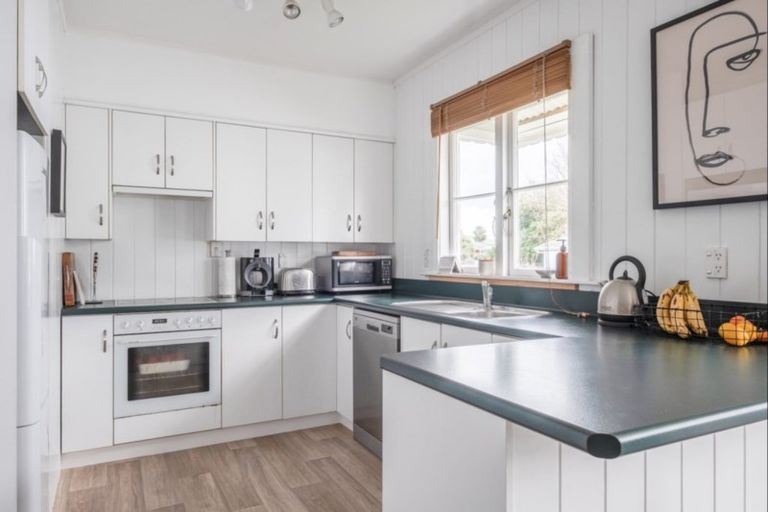 Photo of property in 212 Clifford Street, Whataupoko, Gisborne, 4010