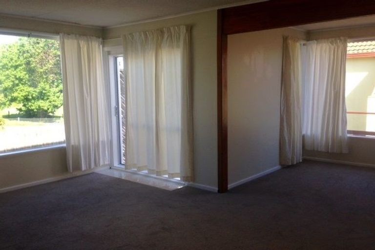 Photo of property in 95a Beresford Street, Bayswater, Auckland, 0622