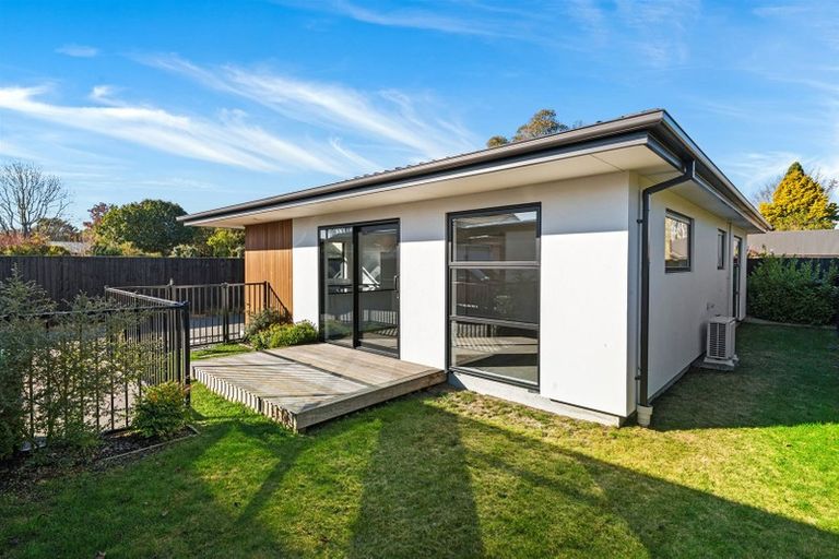 Photo of property in 65c Aorangi Road, Bryndwr, Christchurch, 8053