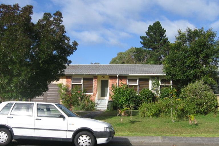 Photo of property in 2/28 Lynden Avenue, Hillcrest, Auckland, 0627