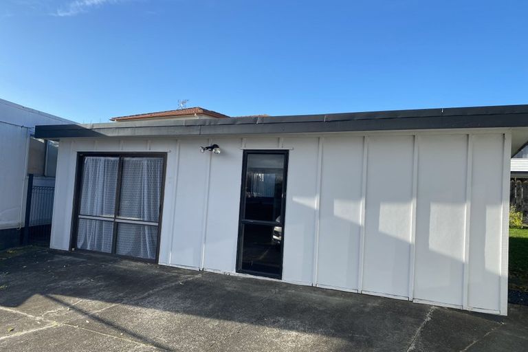 Photo of property in 10 Marendellas Drive, Bucklands Beach, Auckland, 2014