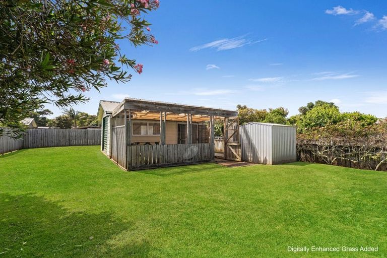 Photo of property in 15 Cook Drive, Whitianga, 3510