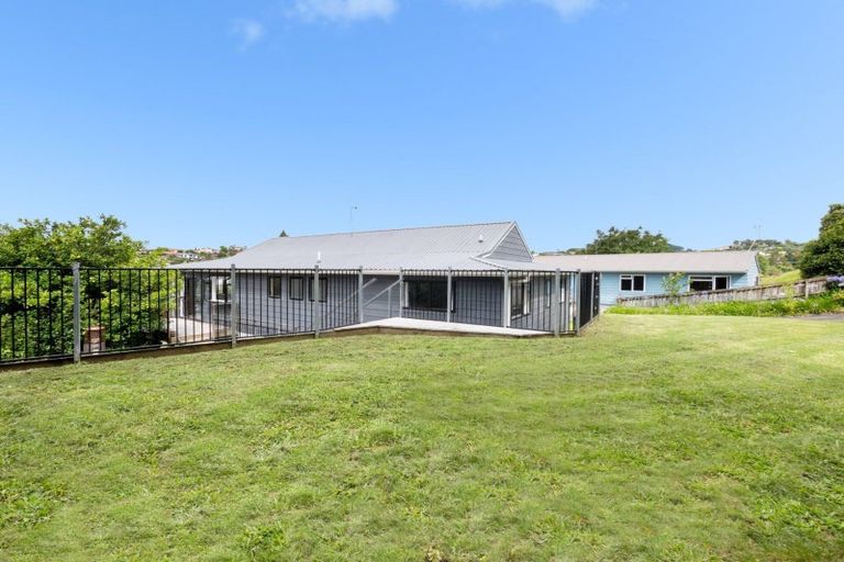 Photo of property in 10 Herald Way, Welcome Bay, Tauranga, 3112