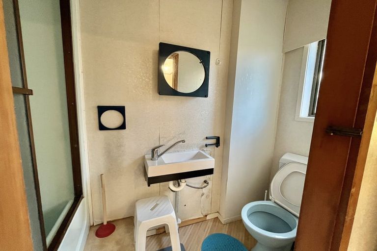 Photo of property in 125 Redoubt Road, Goodwood Heights, Auckland, 2105