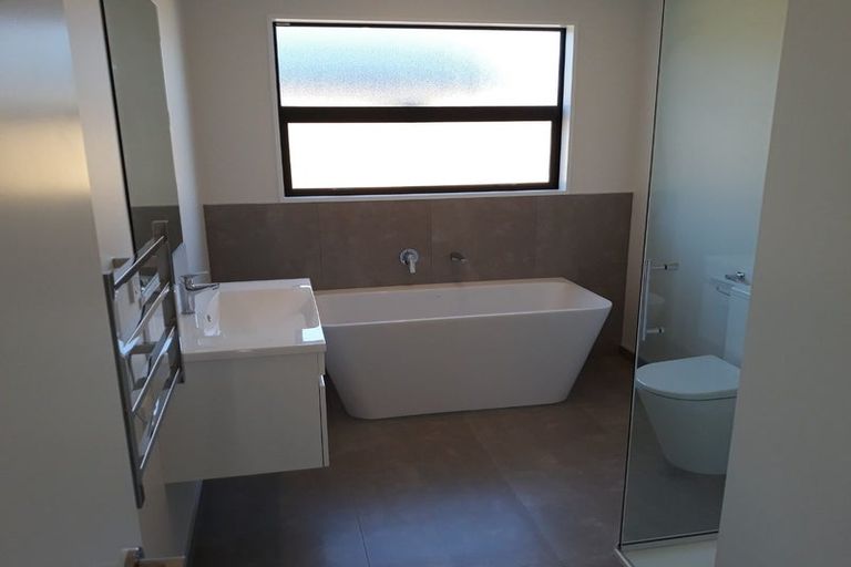 Photo of property in 10 Perendale Street, Belfast, Christchurch, 8051