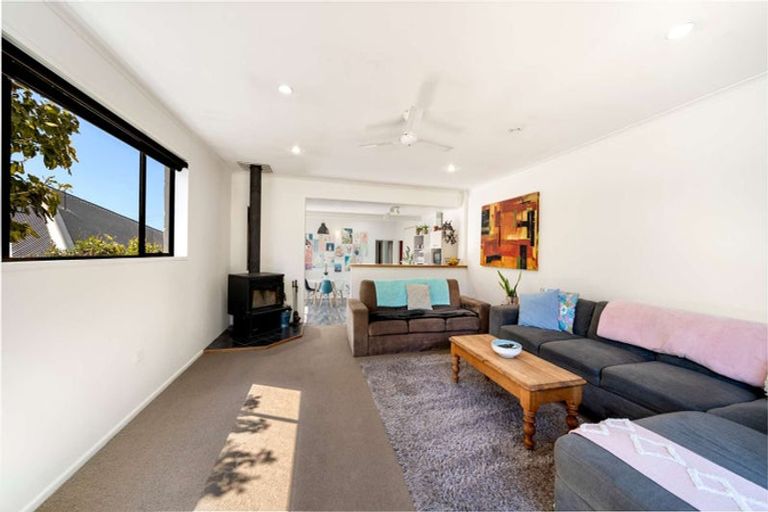 Photo of property in 26 Perth Street, South Hill, Oamaru, 9400