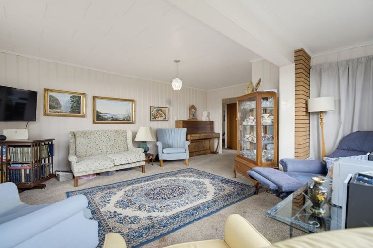 Photo of property in 2/1151 Bank Street, Te Awamutu, 3800