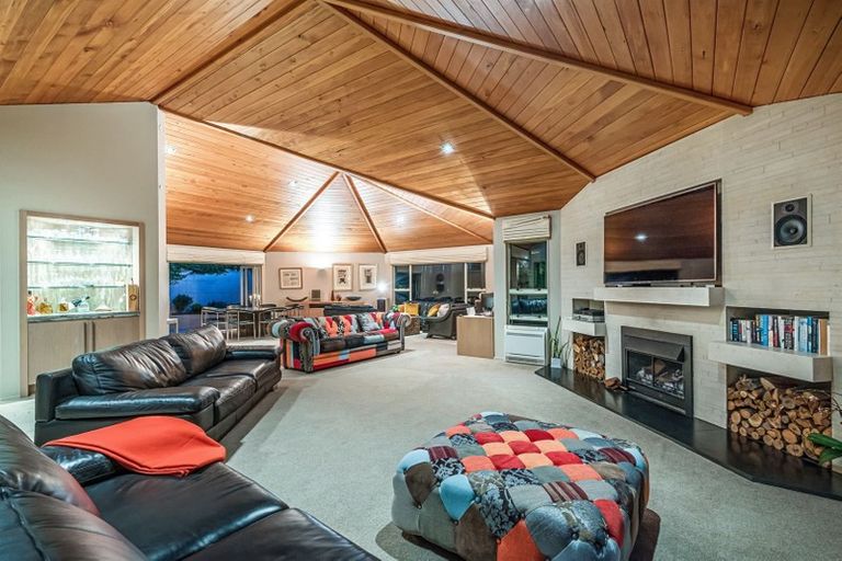 Photo of property in 138-140 Onetaunga Road, Chatswood, Auckland, 0626