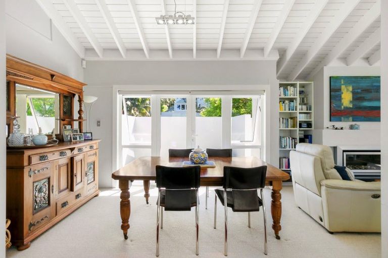 Photo of property in 9 Park Avenue, Takapuna, Auckland, 0622