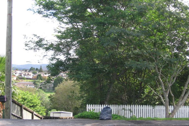 Photo of property in 83 Rosier Road, Glen Eden, Auckland, 0602