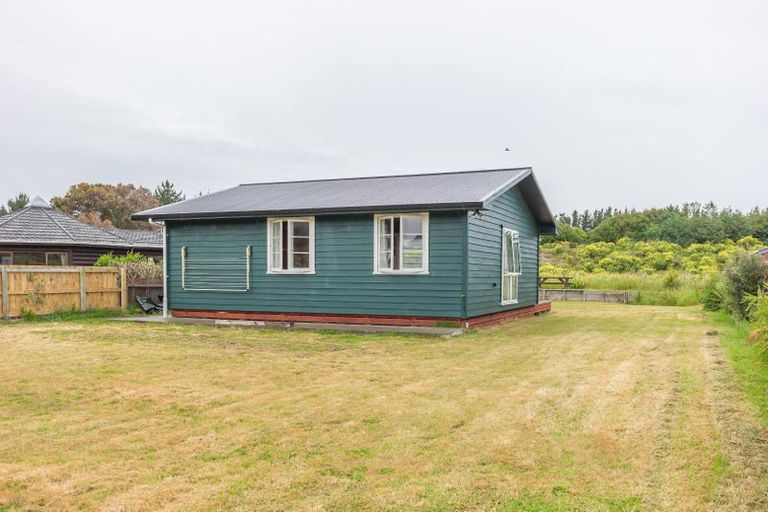 Photo of property in 10 Ewing Street, Hokio Beach, Levin, 5571