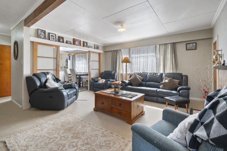 Photo of property in 12 Koraenui Street, Mangaweka, 4797