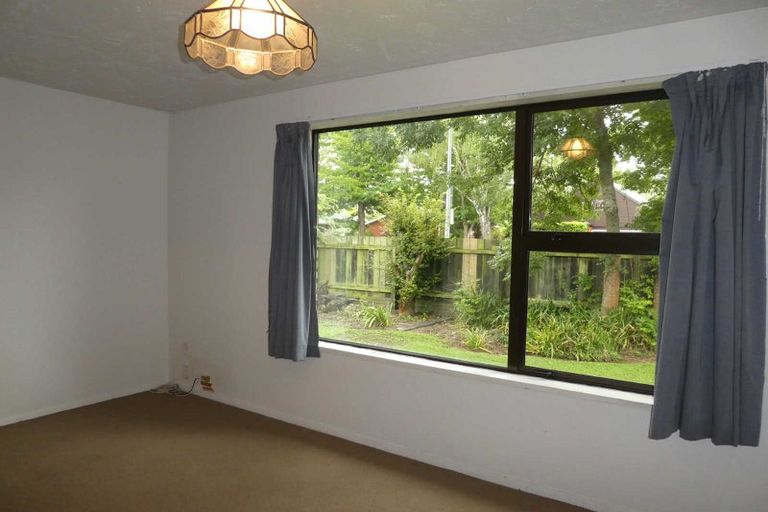 Photo of property in 17 Siska Place, Upper Riccarton, Christchurch, 8041
