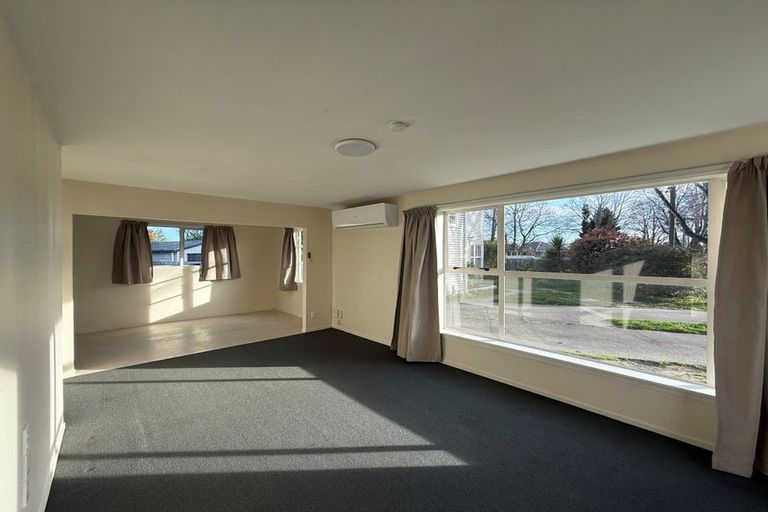 Photo of property in 5 Hooker Avenue, Bryndwr, Christchurch, 8053