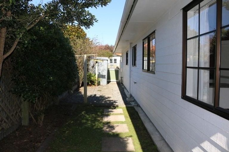 Photo of property in 10 Ihle Street, Terrace End, Palmerston North, 4410