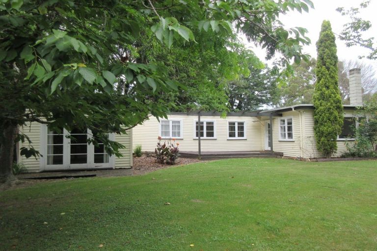 Photo of property in 216 Roslyn Road, Levin, 5510