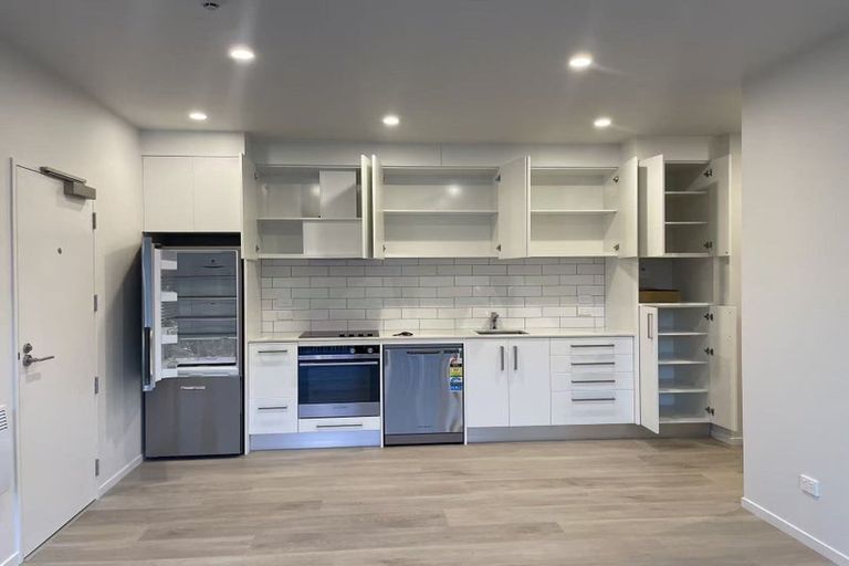 Photo of property in 105/2b Matatiki Street, Northcote, Auckland, 0627