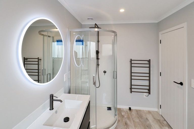 Photo of property in 20d Brentwood Street, Trentham, Upper Hutt, 5018