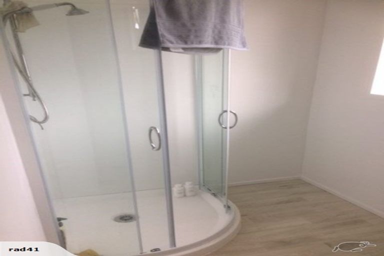 Photo of property in 64 Awaruku Road, Torbay, Auckland, 0630