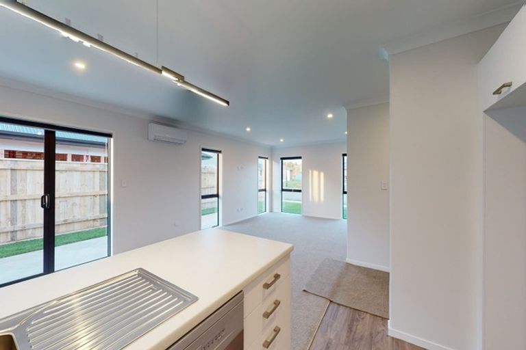 Photo of property in 12 Oldfield Lane, Marton, 4710