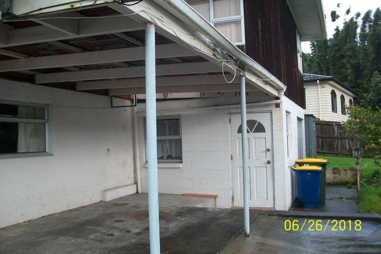 Photo of property in 40 Tomo Street, New Lynn, Auckland, 0600