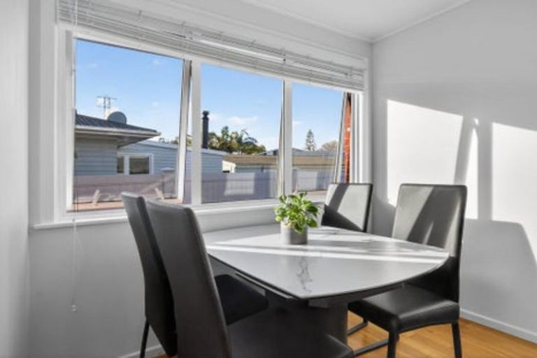 Photo of property in 14 Mangos Place, Pakuranga, Auckland, 2010