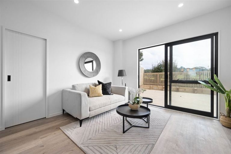 Photo of property in 73 Biokovo Street, Massey, Auckland, 0614