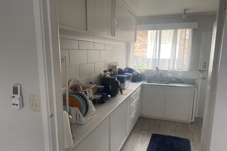 Photo of property in 2/14 Cambourne Road, Papatoetoe, Auckland, 2025