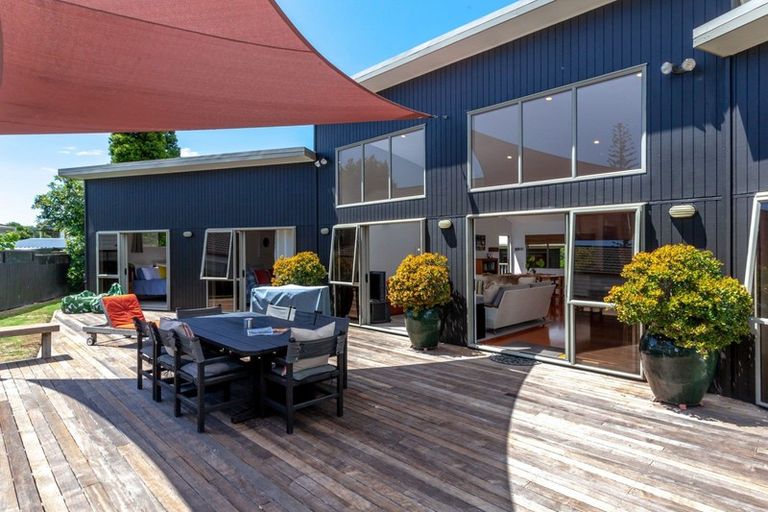 Photo of property in 7 Cathedral Court, Hahei, Whitianga, 3591